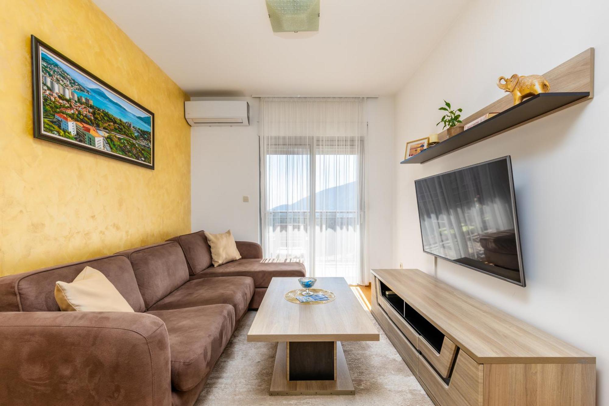 Apart Hotel M S Katunjanin Herceg Novi Exterior photo